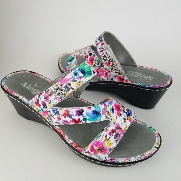 alegria loti wedge sandal